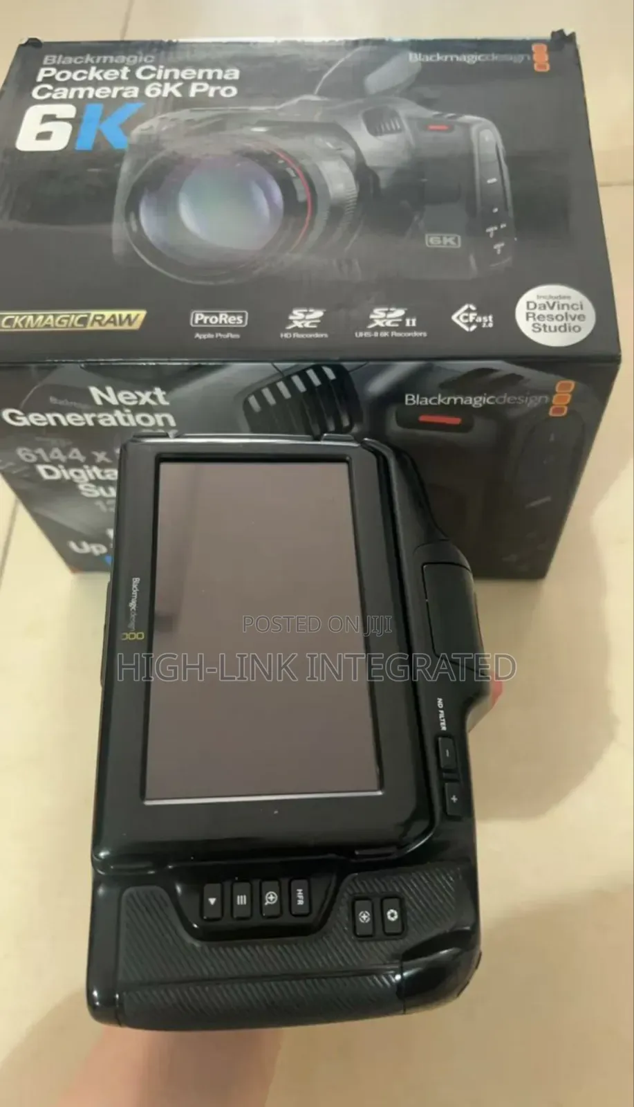 Blackmagic Design Pocket Cinema Camera Pro.
