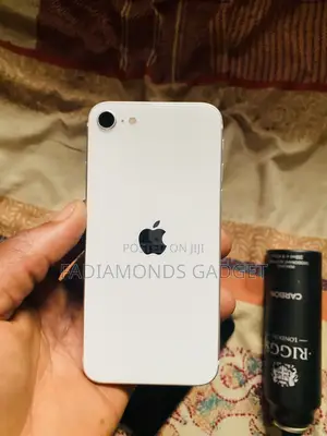 Apple iPhone SE 64 GB White