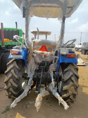New Holland Tractors 4wd