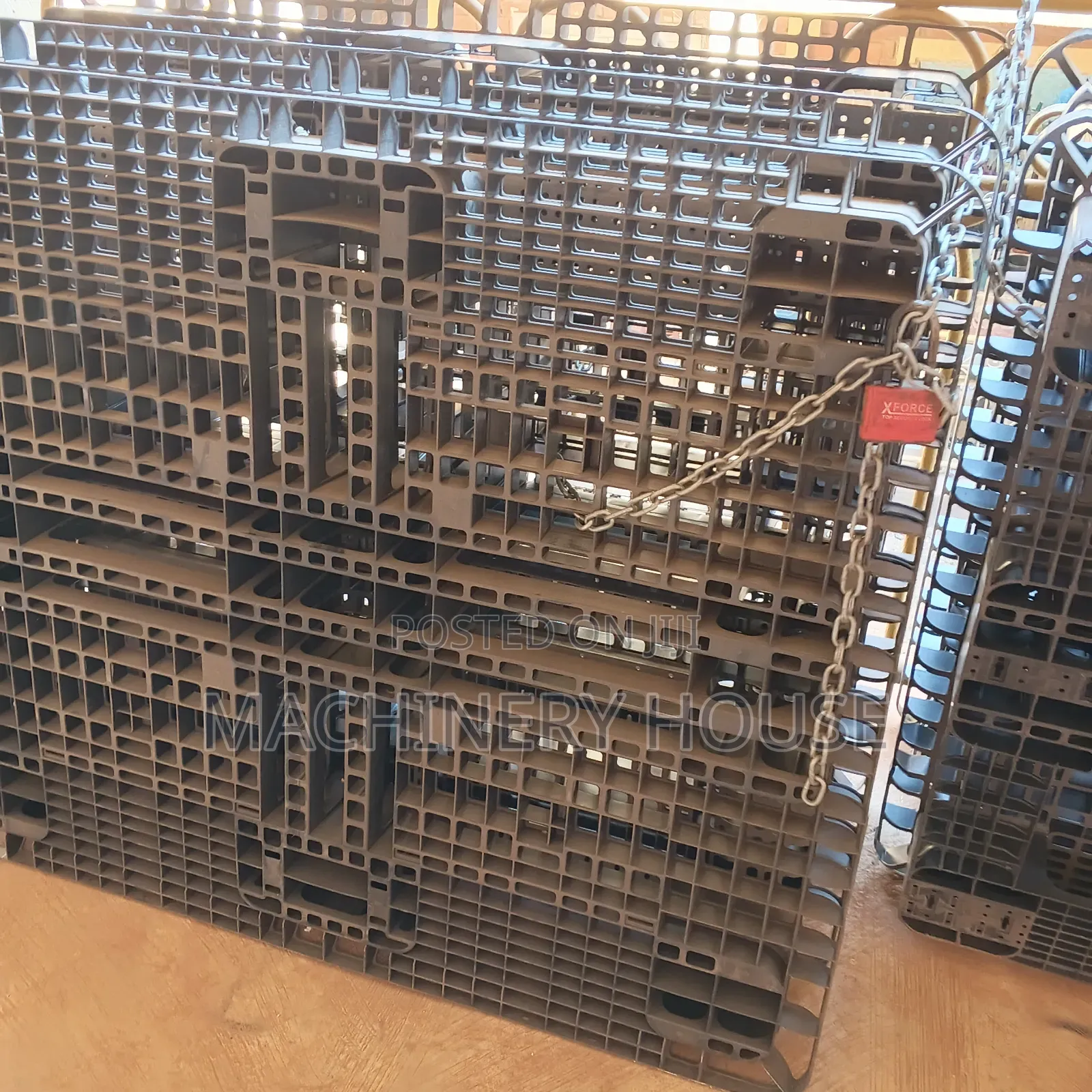 Plastic Pellets for Storage Original