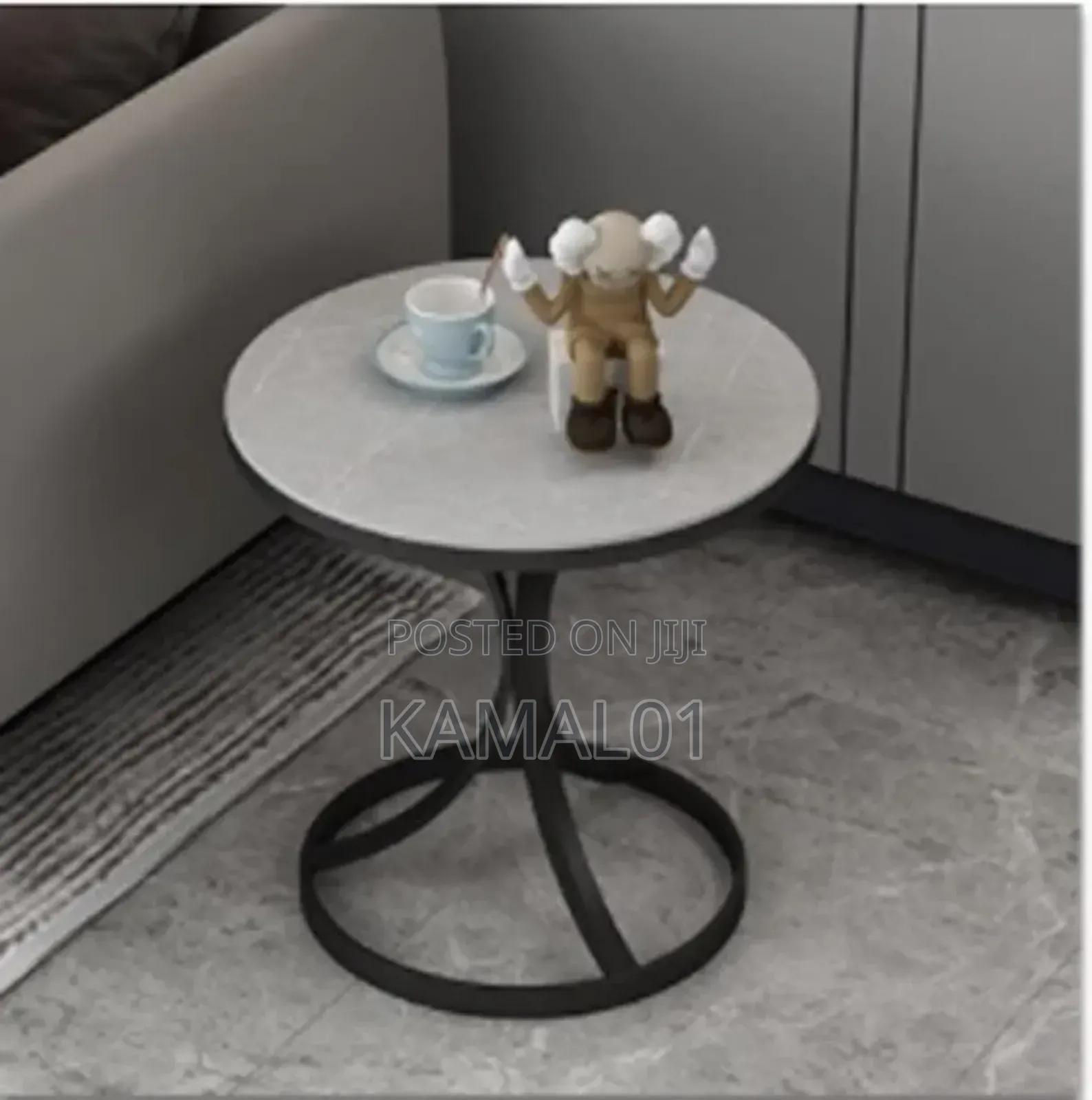 Round Side Table