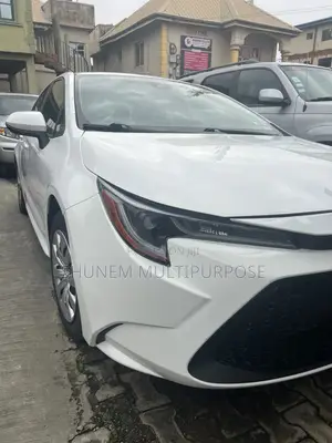 Toyota Corolla 2020 White