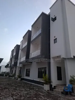 4bdrm Duplex in Gilmore, Jahi for sale