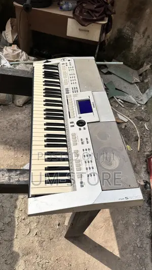 Yamaha PSR S500 Available for Sale
