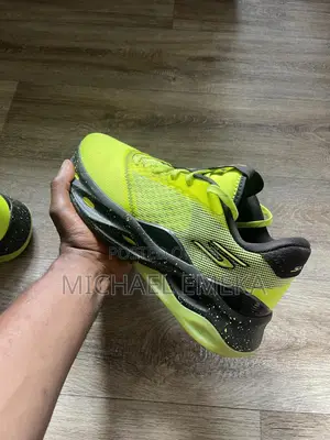 Original Skechers Bball Shoes