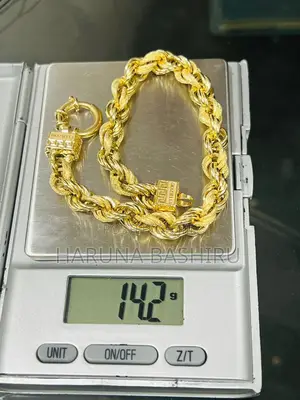 18 Karat Twisted Chain Per Gram