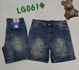 Short Jeans