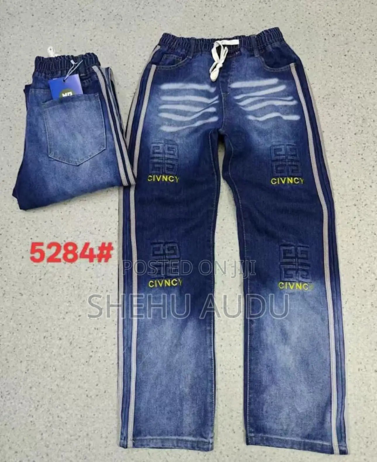 Short Jeans
