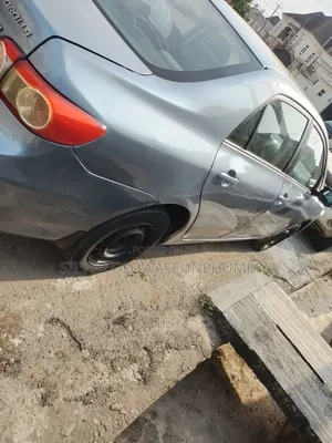 Toyota Corolla 2012 Blue