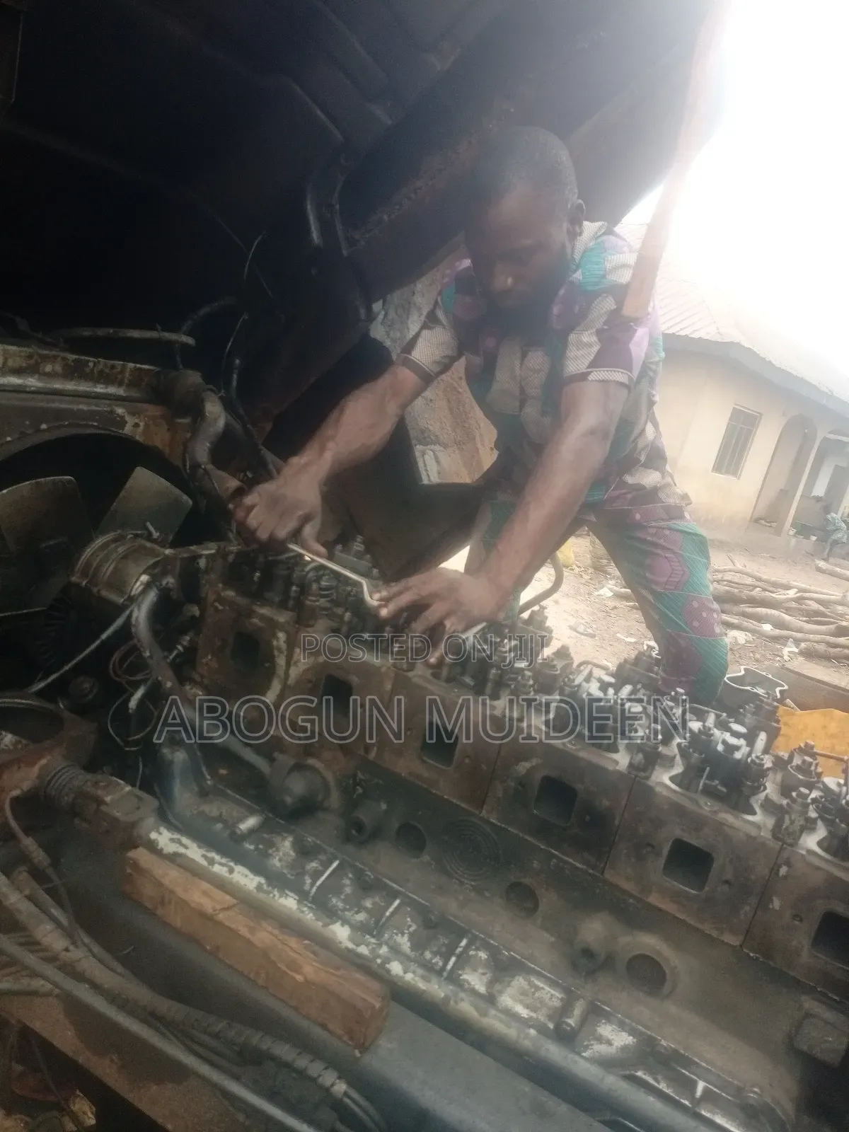 Truck Mechanical Engineer and All Types of Repairs.