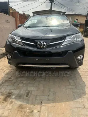 Toyota RAV4 Limited 4dr SUV (2.5L 4cyl 6A) 2015 Black