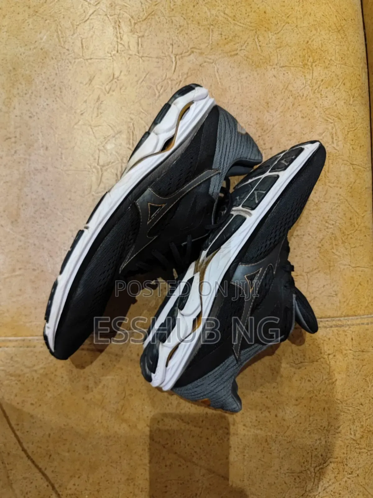 Used Clean Canvas 45
