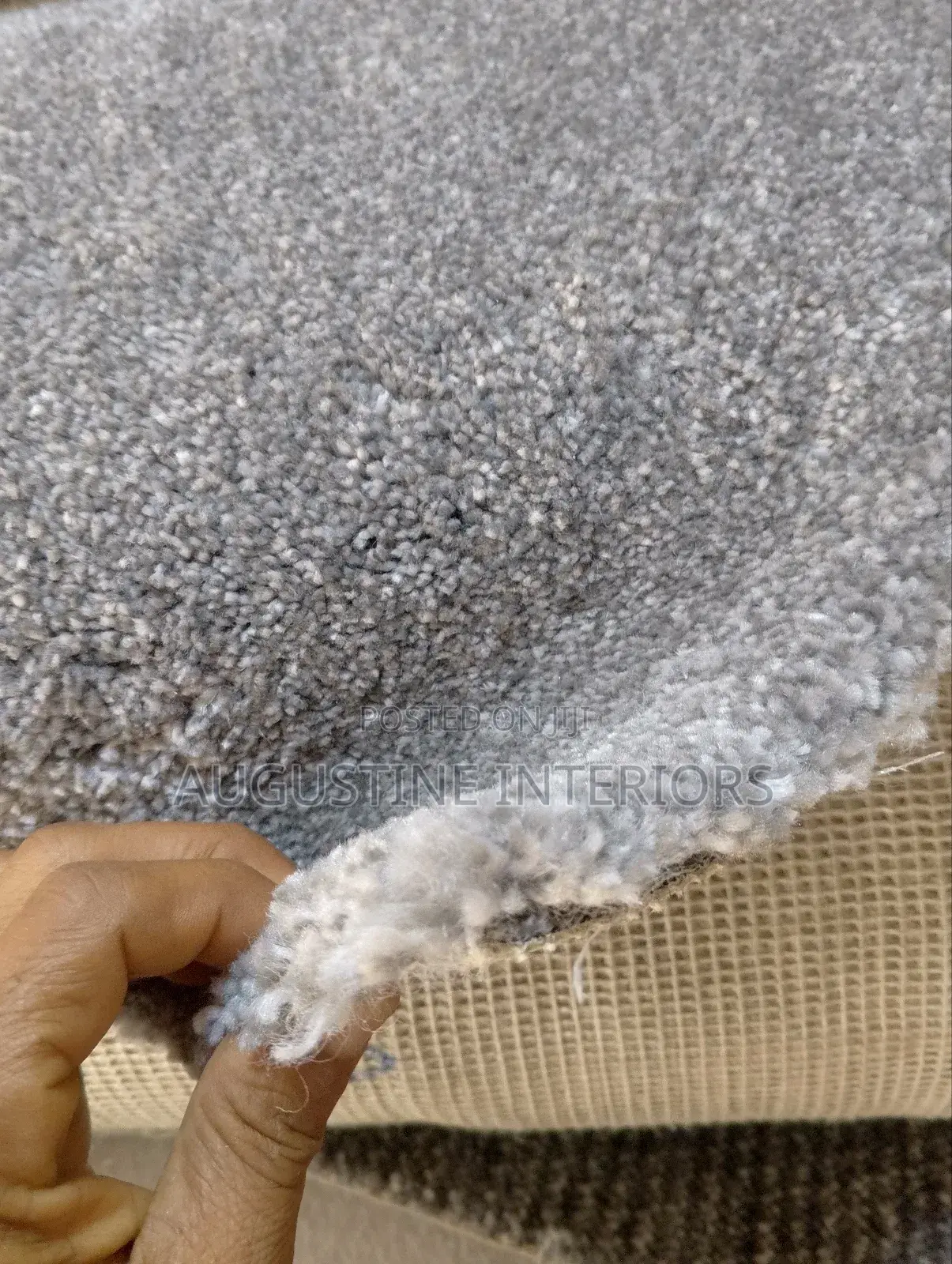 High Quality Wall to Wall v I P Rug