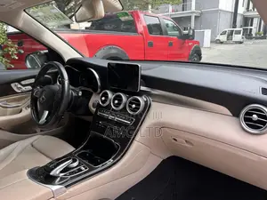 Mercedes-Benz GLC-Class 2016 Black