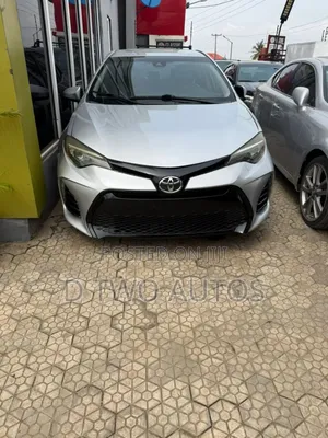 Toyota Corolla LE ECO 4dr Sedan (1.8L 4cyl CVT) 2017 Silver