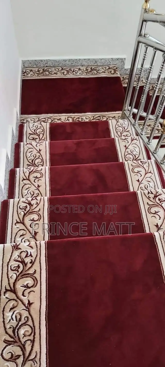 Quality Mosque Runner