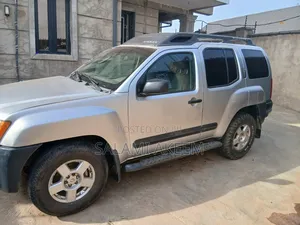 Nissan Xterra Automatic 2005 Silver
