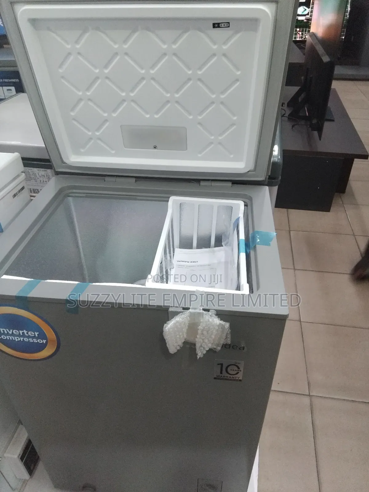 Midea 100 Liters Chest Freezer Energy 4