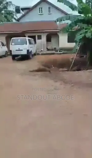 2bdrm Bungalow in In A Good Location, Igando / Ikotun/Igando for sale