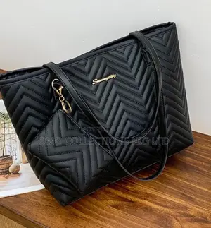 Exquisite Premium Quality Leather Shoulder Bag –Versatile and Stylish