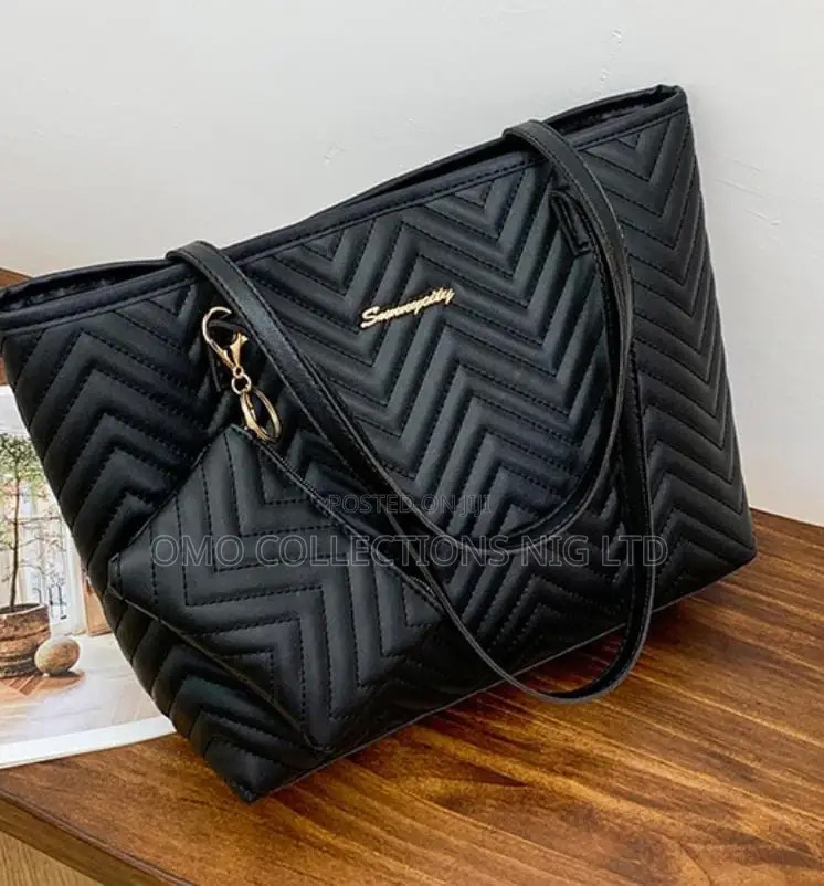 Exquisite Premium Quality Leather Shoulder Bag –Versatile and Stylish