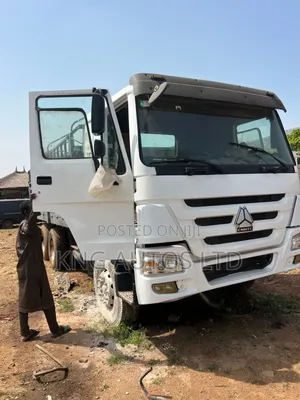 Howo 10-Tyre Sided Truck