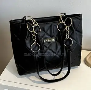 Classic Fashionable Black Ladies Handbag