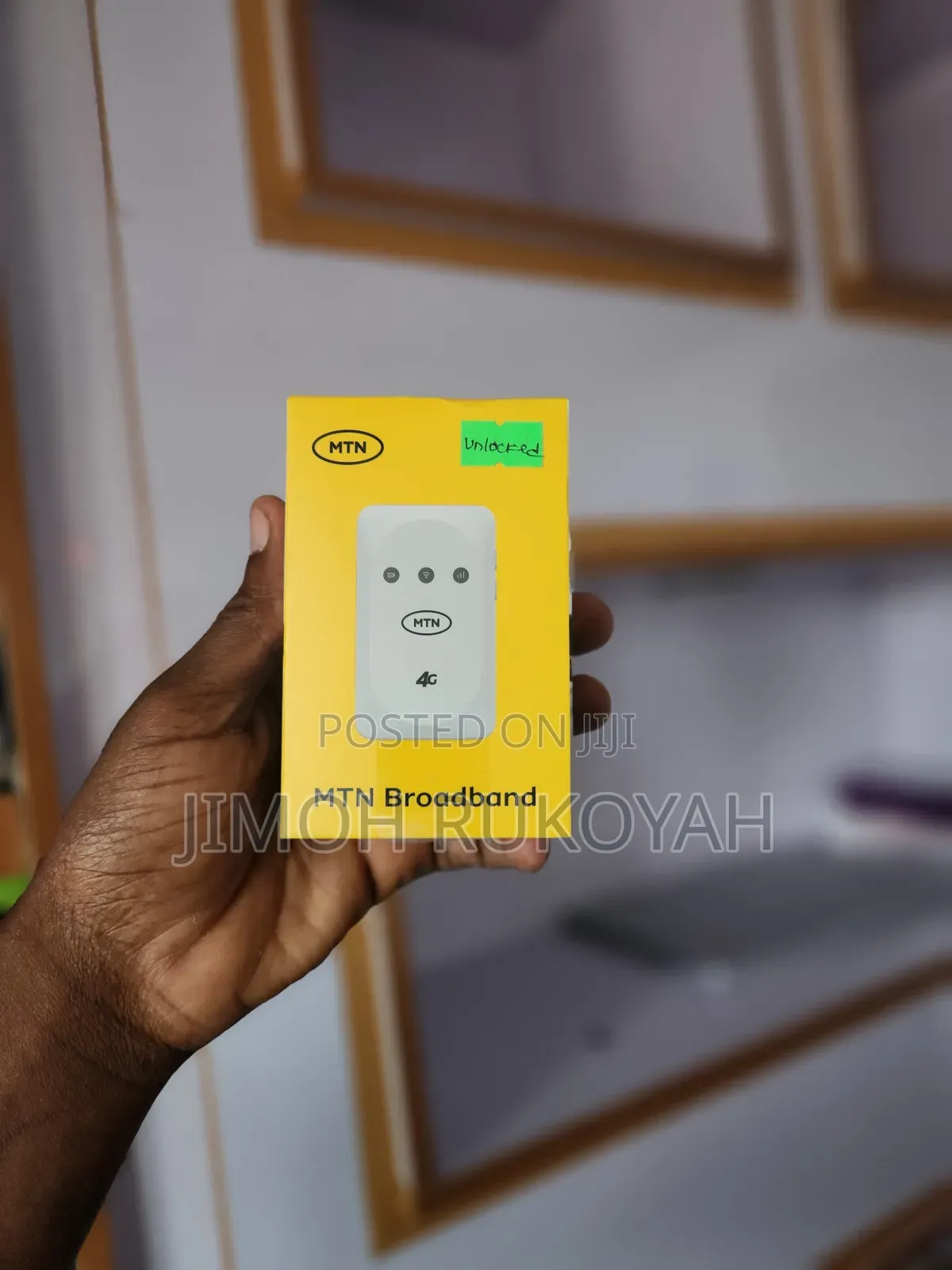 Universal Mifi