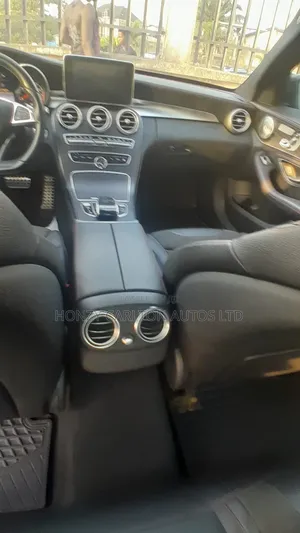 Mercedes-Benz C43 4Matic Sedan AWD (3.0L V6 9AM) 2017 White
