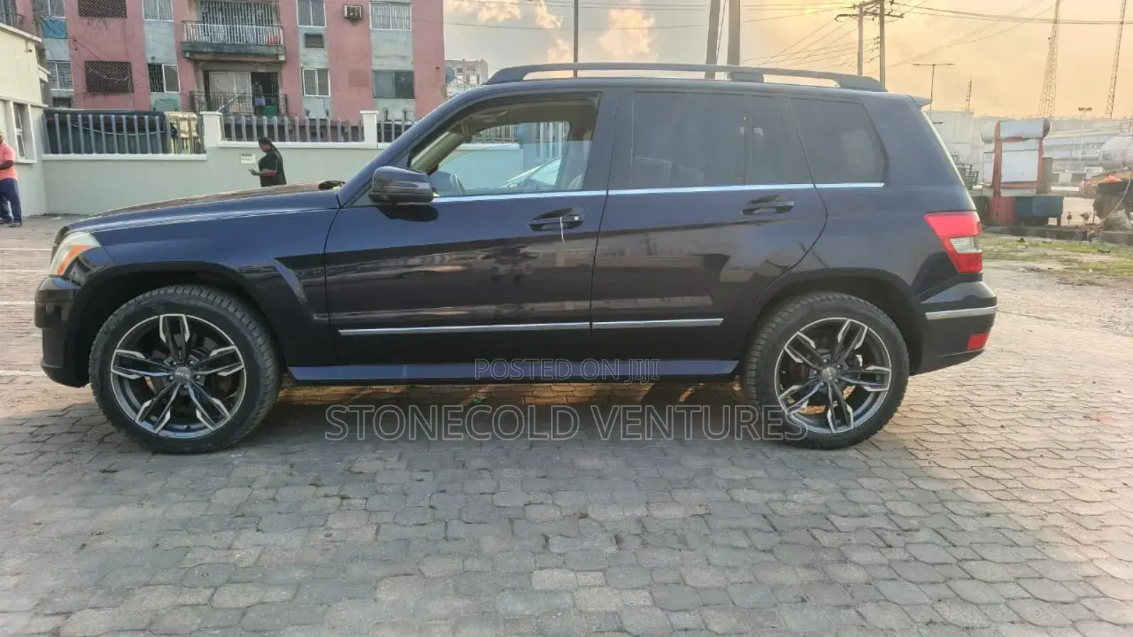 Mercedes-Benz GLK-Class 2010 Blue