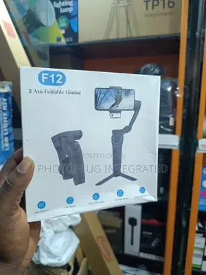 F12 3-Axis Foldable Gimbal for Phones With Independent Ai Tracking