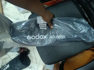 Godox Ad-S85s Foldable Softbox With Grid (It Is Not Bowen Mount)