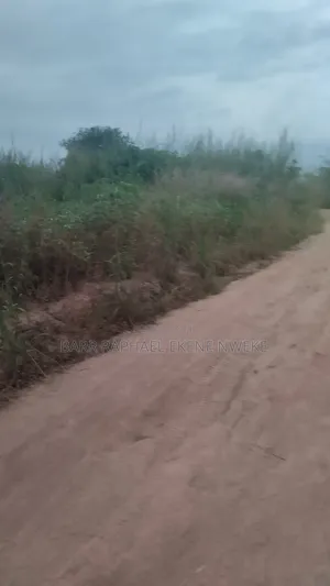 2000 Plots of Land for Sale
