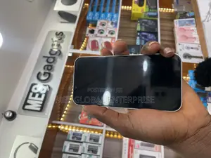 Apple iPhone 13 128 GB White