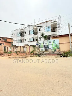 4bdrm Duplex in In A Secure Location, Maryland for sale