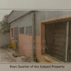 10bdrm Mansion in Old Bodija for sale