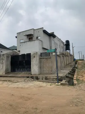 Furnished 5bdrm Duplex in Alogba, Ebute for sale
