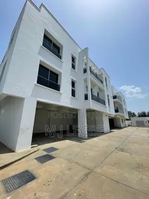 3bdrm Apartment in Banana Island, Ikoyi for rent