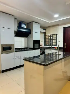 3 Bedroom Luxury Service Apartment