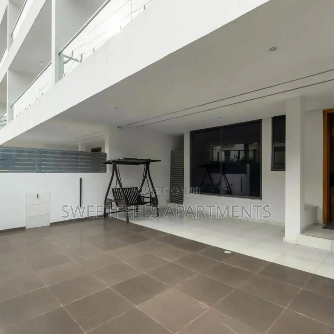 New 3 Bedroom Triplex