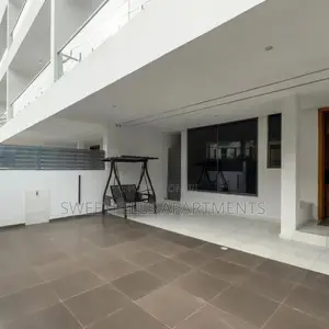 New 3 Bedroom Triplex