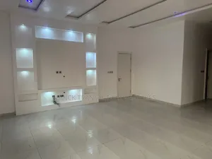4bdrm Duplex in Lekki County for rent