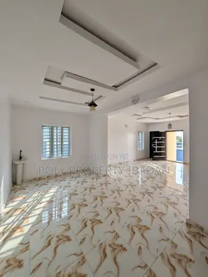 2bdrm Block of Flats in Olive Garden, Wisdom, Ibadan for rent