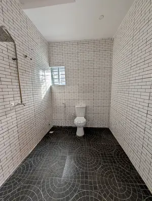 2bdrm Block of Flats in Olive Garden, Wisdom, Ibadan for rent