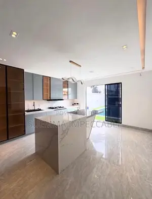5bdrm Duplex in Igbo-efon for sale