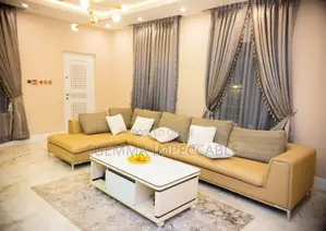 4 Bedroom Apartment- Shortlet