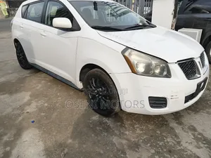 Pontiac Vibe 1.8L 2009 White
