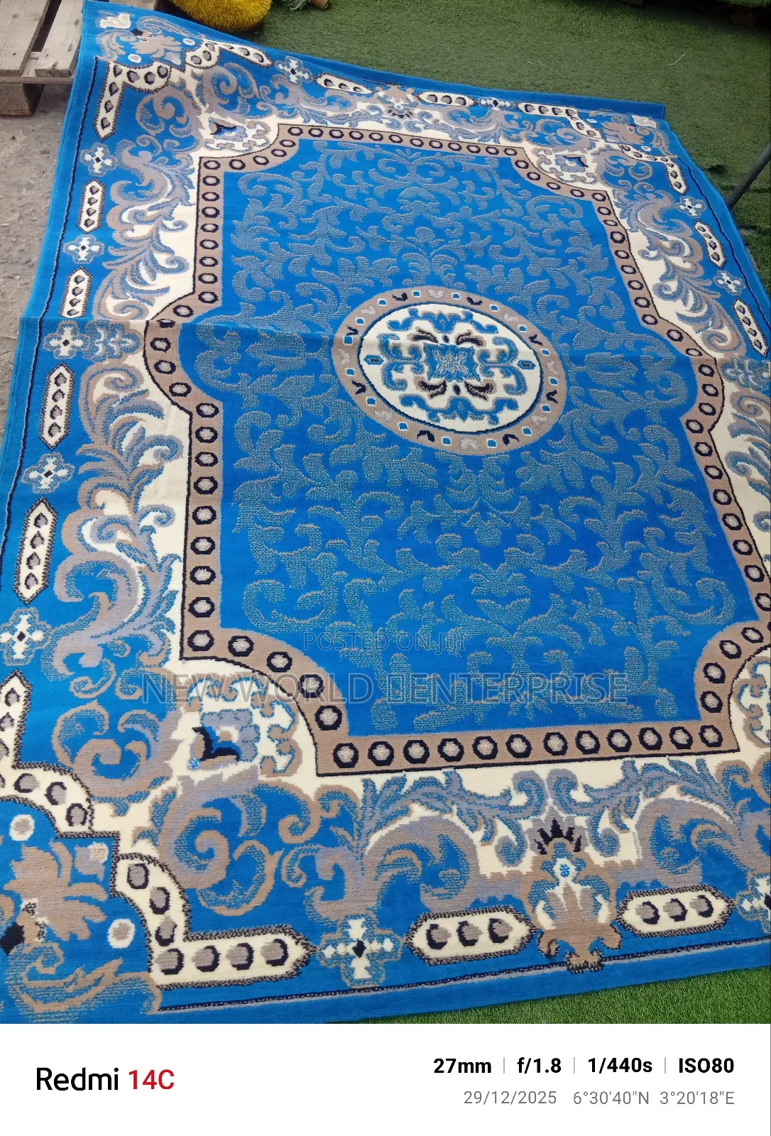 6by9 Feets Modern Belgium Centre Rug