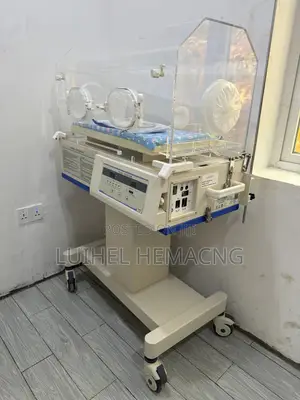 Infant Incubator