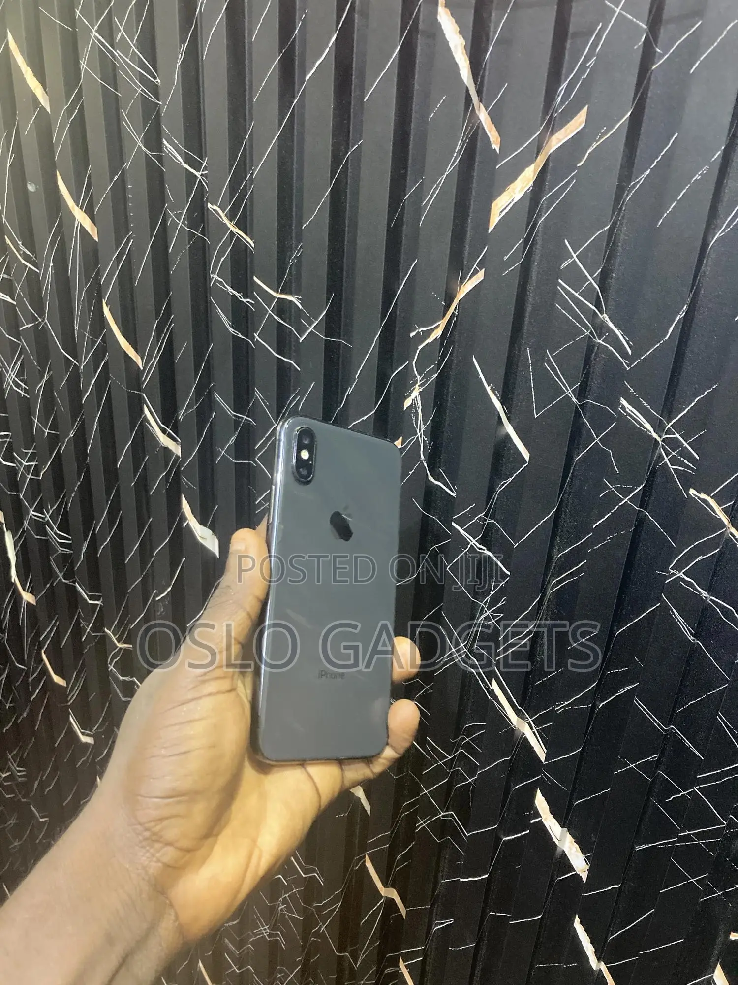 Apple iPhone X 64 GB Black